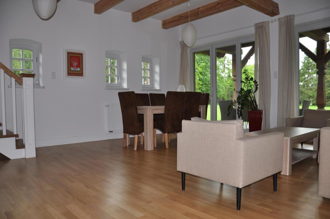 Monte Carvick Nad Jeziorem Seksty Karwik Exterior foto